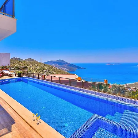 Kalkan 3 Bedroom Villa 5006